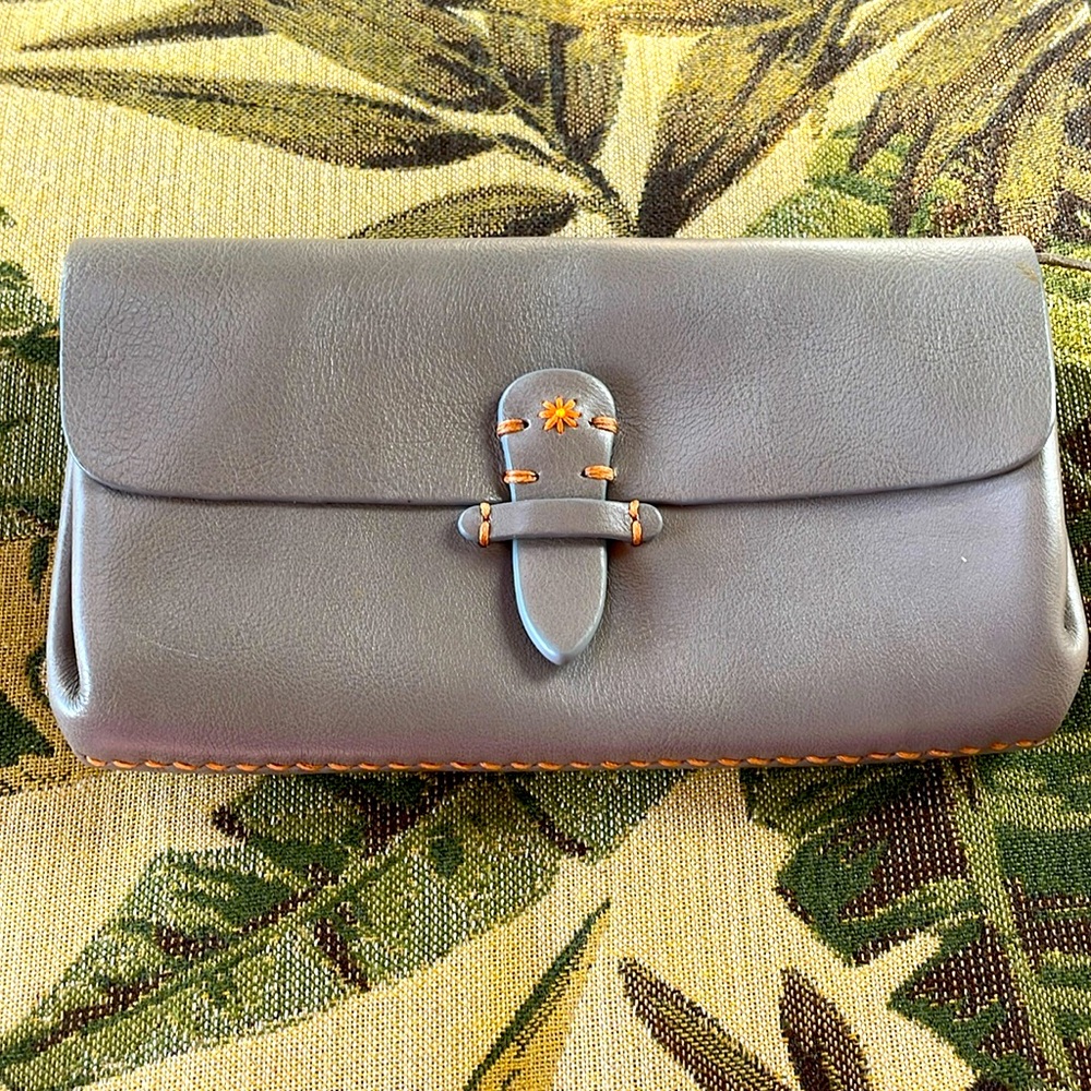 Fredd & bash grey clutch.